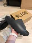 ^Klapki^\ Adidas YeezySlide | BlackChmury | damskiogryzek| R.43