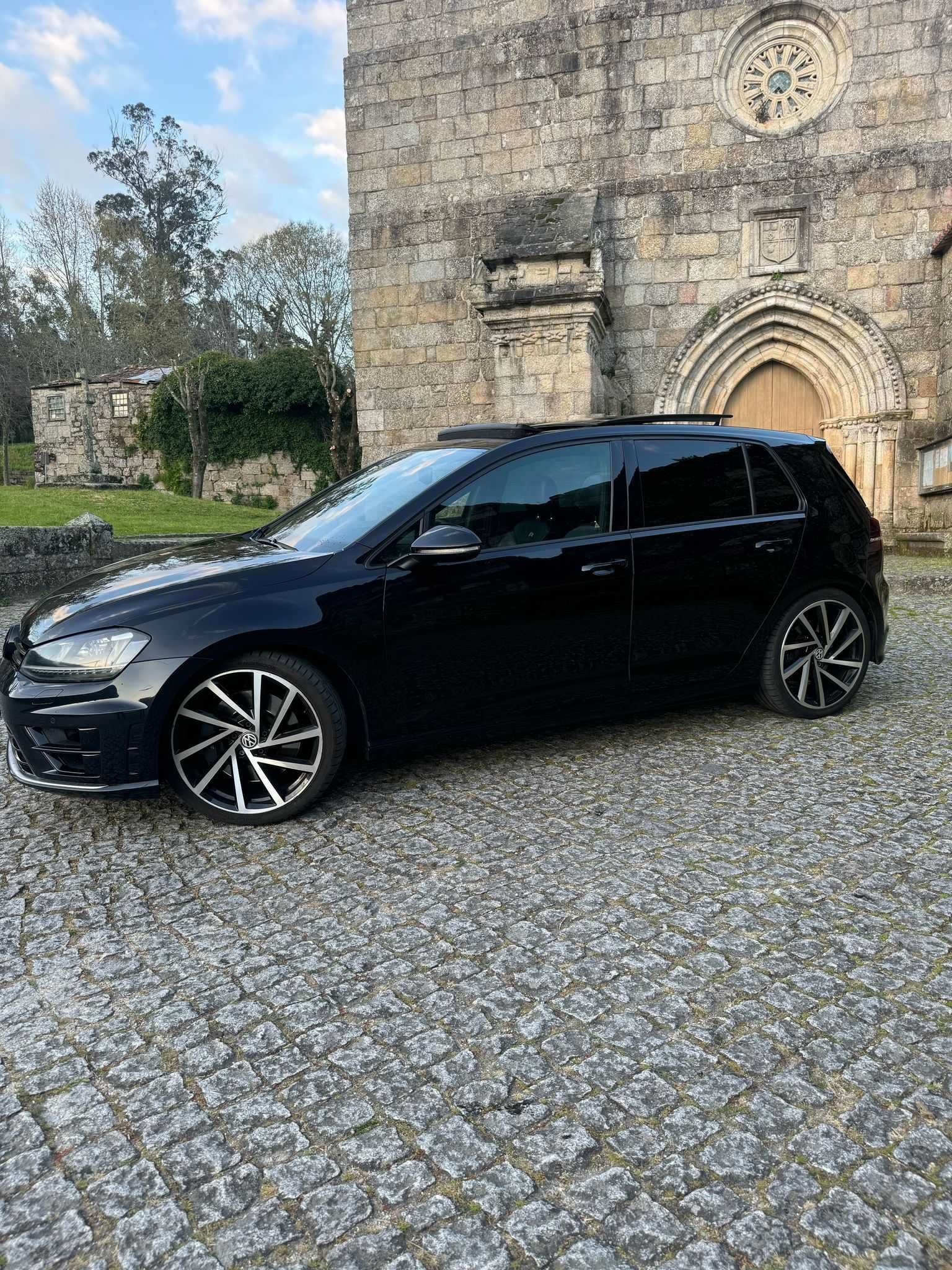 Volkswagen Golf VII R