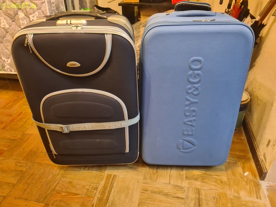 Duas malas de viagem