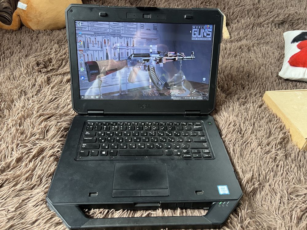 Ноутбук Dell протиударний