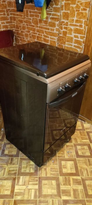 Продам електроплиту