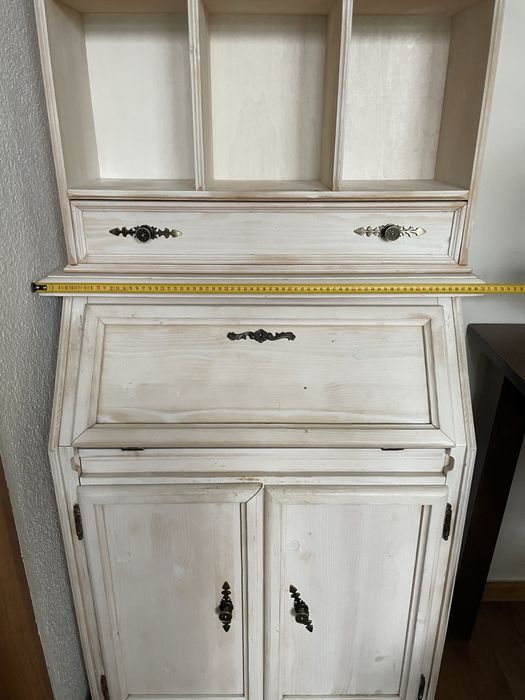 Sekretarzyk z nadstawka