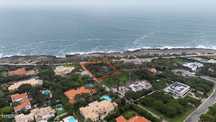 Propriedade única na Quinta da Marinha - Frente ao mar