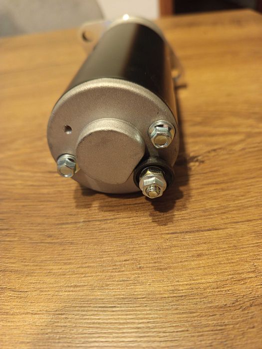 Rozrusznik silnika zaburtowego 12v