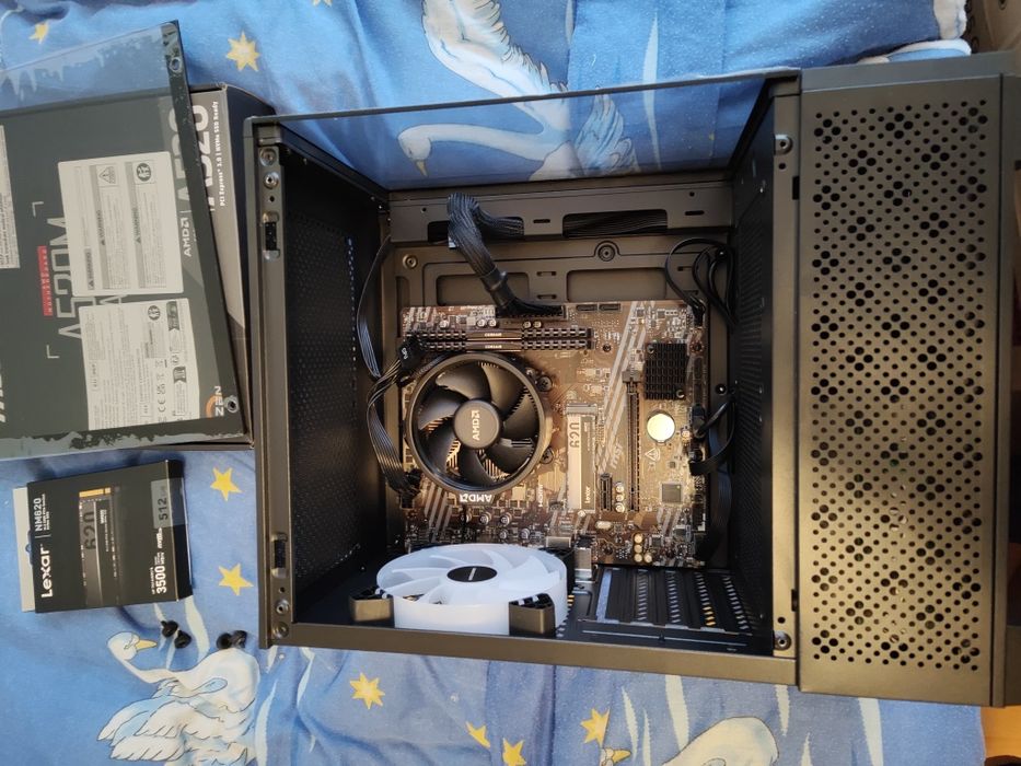 Komputer Ryzen 5 4600G, 16 GB DDR 4 3600MT/s, Win 11 Pro