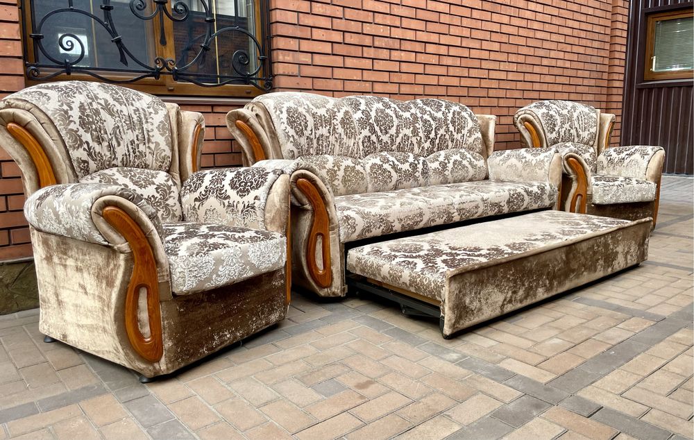 Мягкий комплект «Алекс Мебель»: раскладной диван + 2 кресла