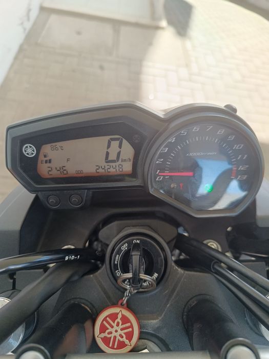 Yamaha xj6 naked nacional NEGOCIÁVEL troca/retoma