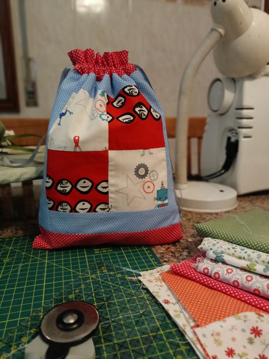 Saquinhos em algodão, forrados.forrados.