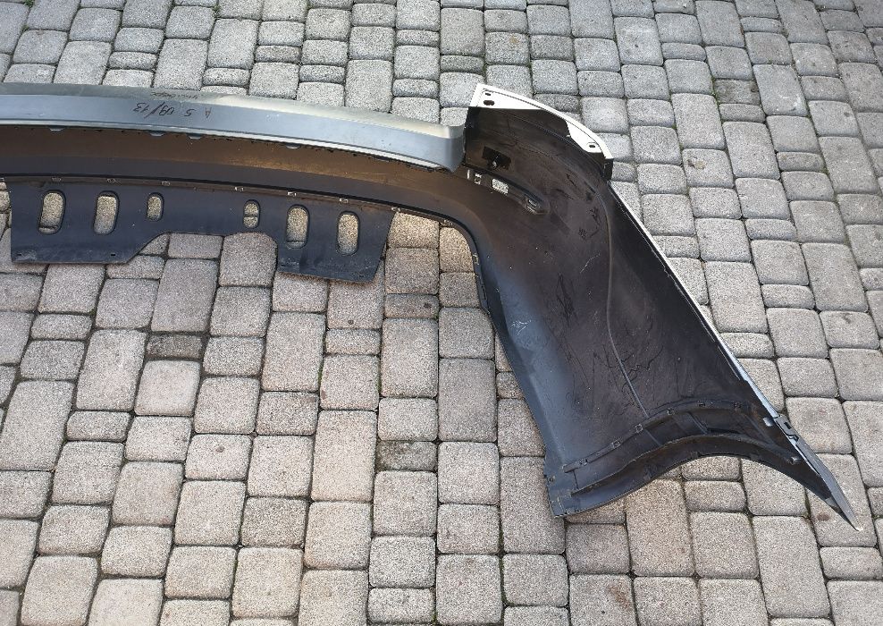 Бампер Skoda Octavia A5 Scout Скаут 1Z9807421D