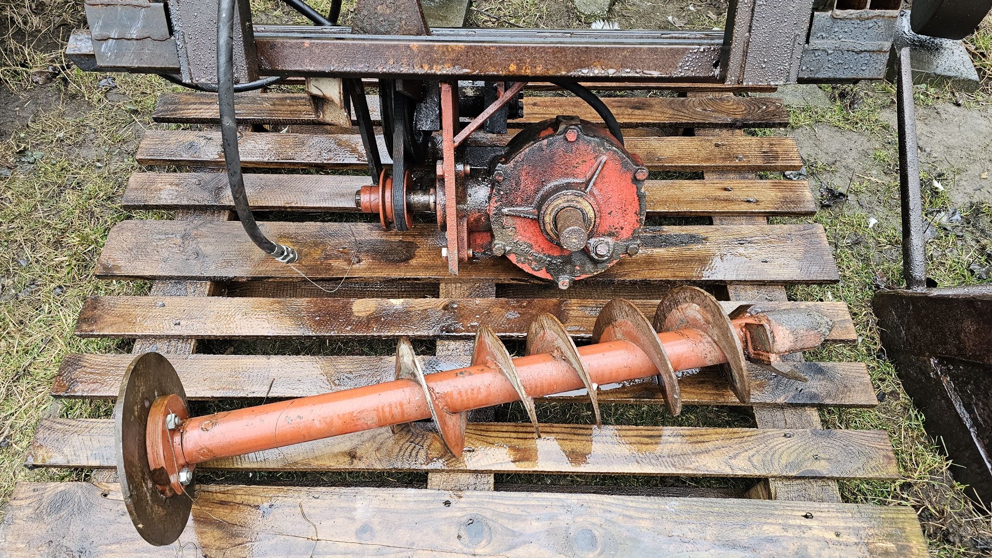 Wiertnica  hydrauliczna, otwornica ,przekładnia kątowa