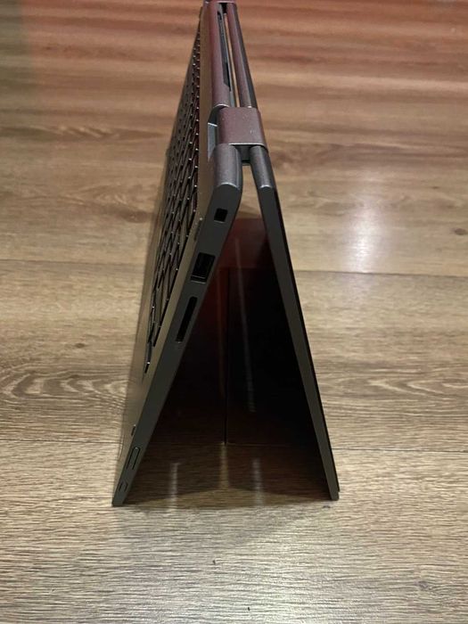 Ноутбук Dell Inspiron