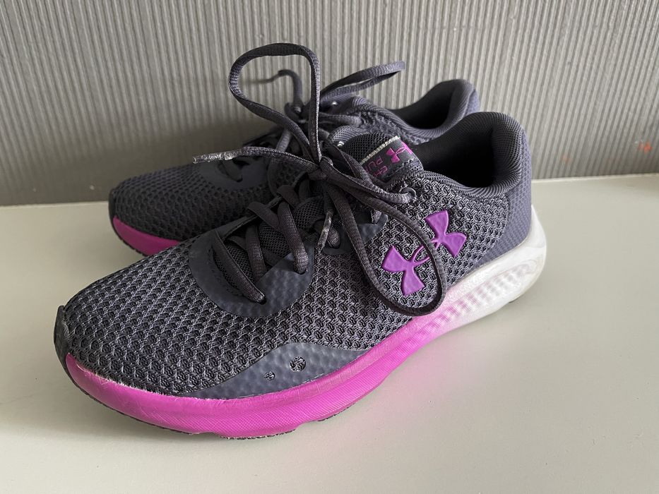 Кросівки  under armour жіночі