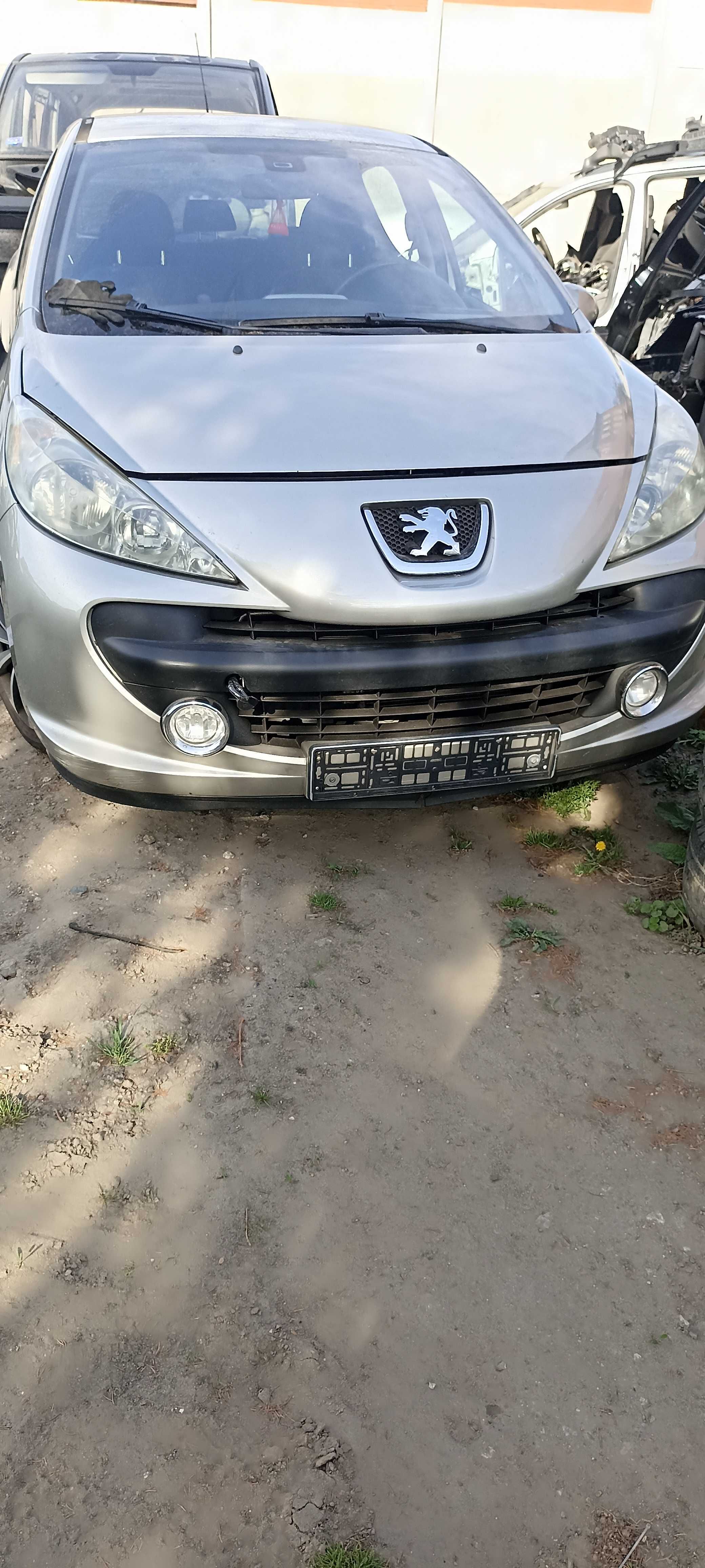 maska klapa silnika peugeot 207 1.4 b lift  lak ets