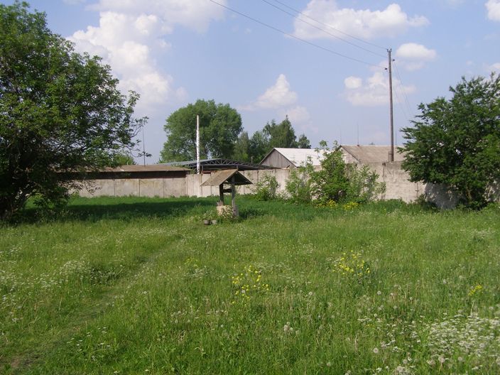 Продам землю и сооружения в Староконстантинове