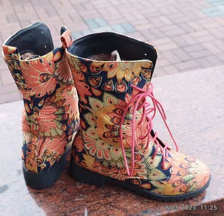 Nowe buty sznurowane do pół łydki rozmiar 36 wkładka 22,5