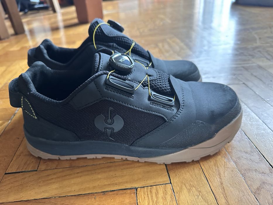 But BHP Strauss rozmiar 43