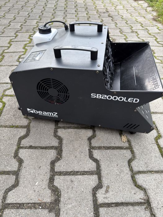 Wytwornica dymu i baniek SB2000LED BeamZ