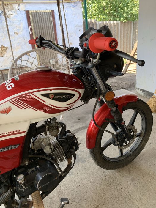 Продаєтьс мотоцикл