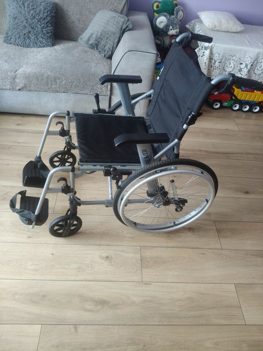 Sprzedam wózek inwalidzki