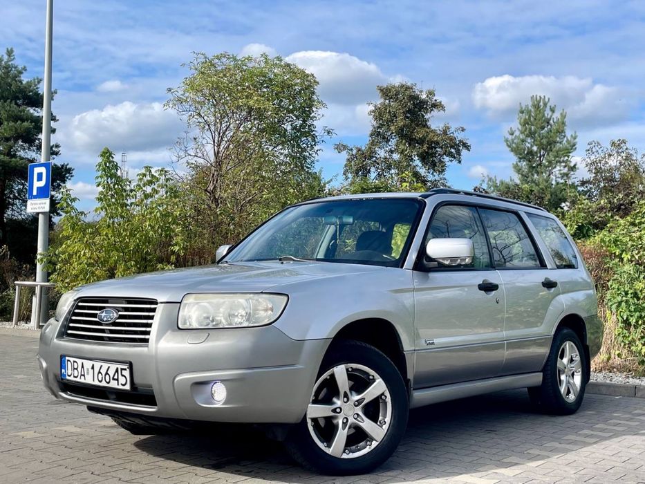 Subaru Forester 2.0LPG // 4x4 // Hak // Alusy // Bez Korozji // Dobry