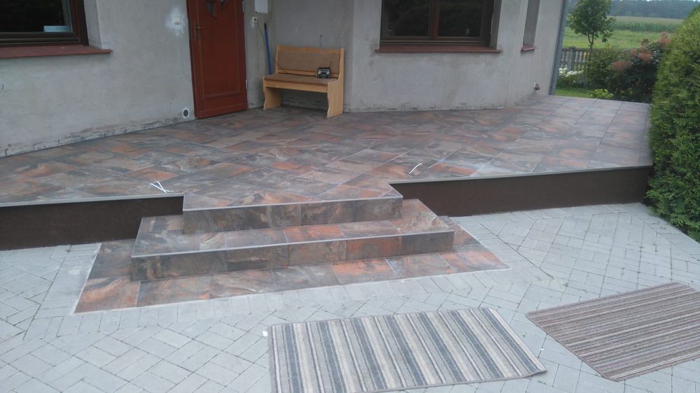 Malowanie, szpachlowanie, panele, drzwi, wykończenie wnętrz, remonty