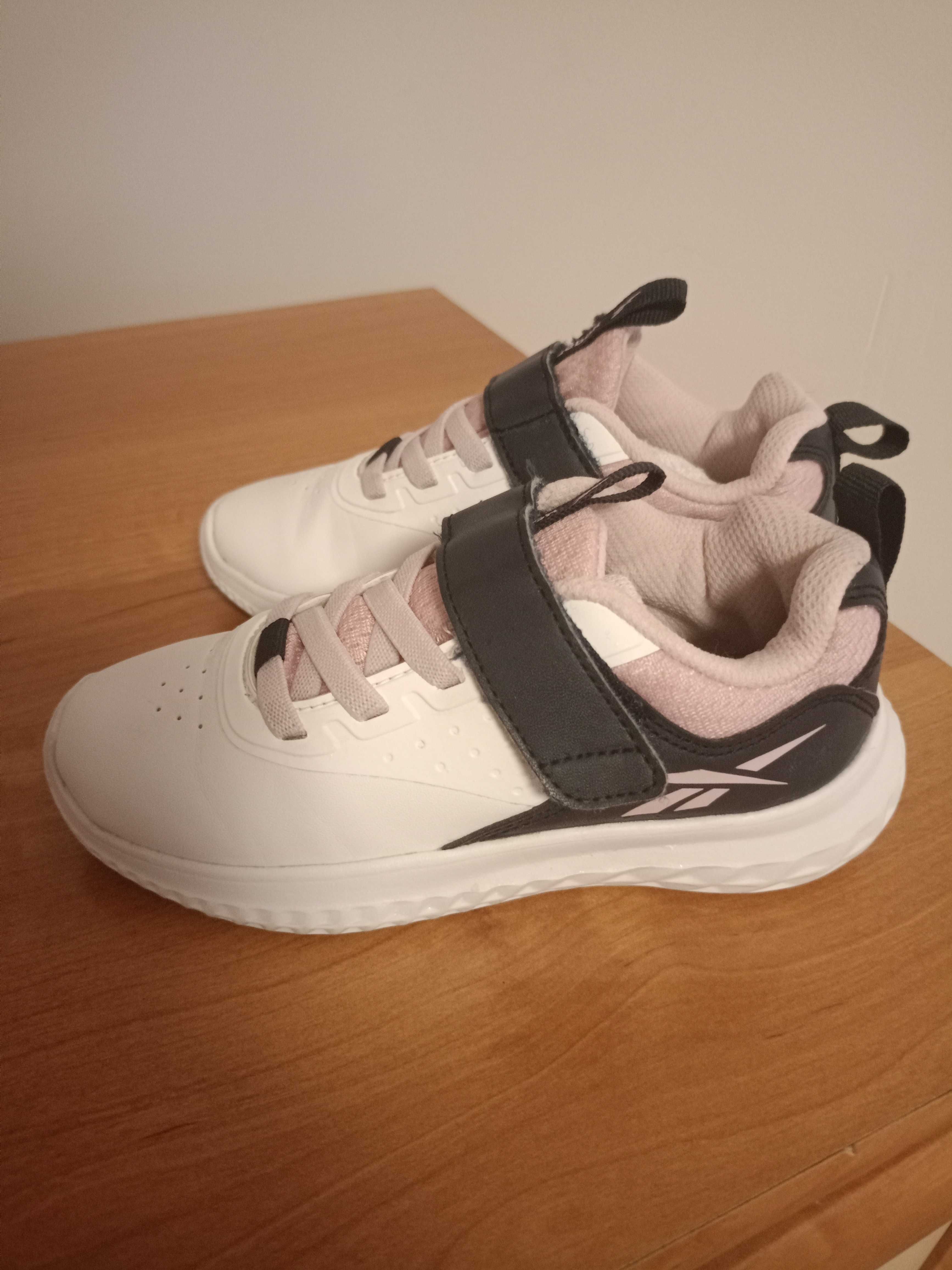 Reebok  29 stan bardzo dobry