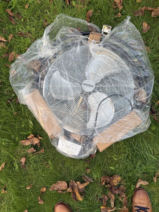 Wentylator z oscylacją Daxton