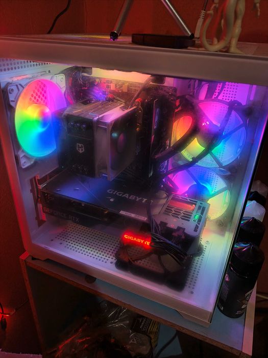 Setup Gamer r5 5600 RTX 3070 Monitor 1440p 200hz