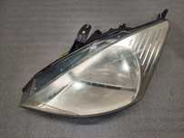 Otica / Farol Esq Ford Focus