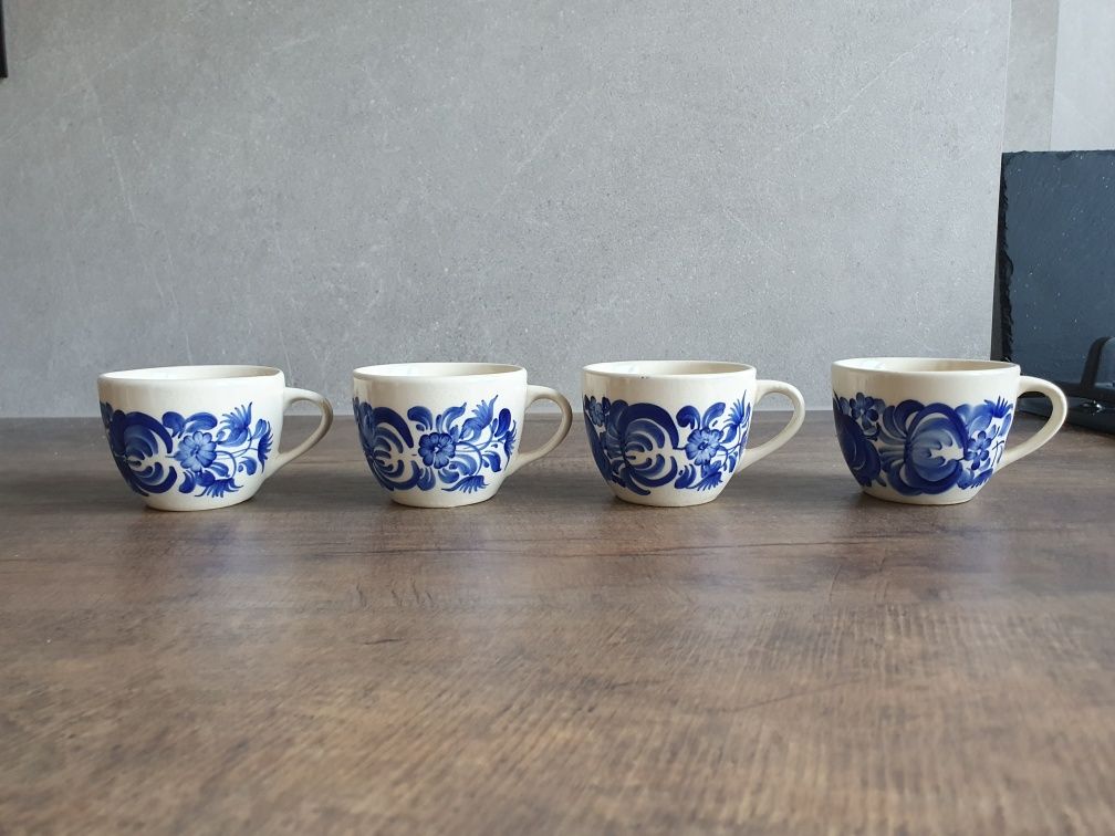 Porcelana fajans Włocławek zestaw 4 filiżanek kobalt
