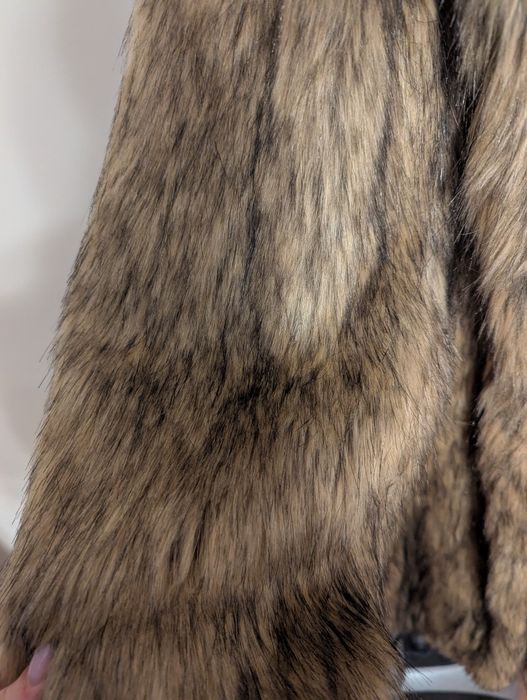 Еко шубка     ASOS