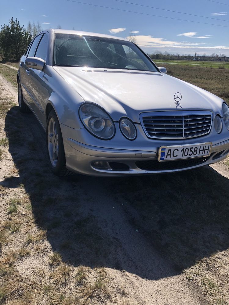 Мерседес w211 2,2cdi