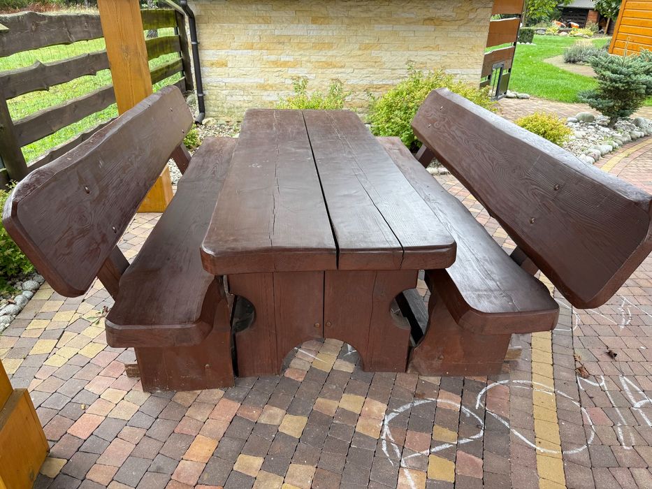 Meble ogrodowe / tarasowe stół i dwie ławy, bardzo solidne