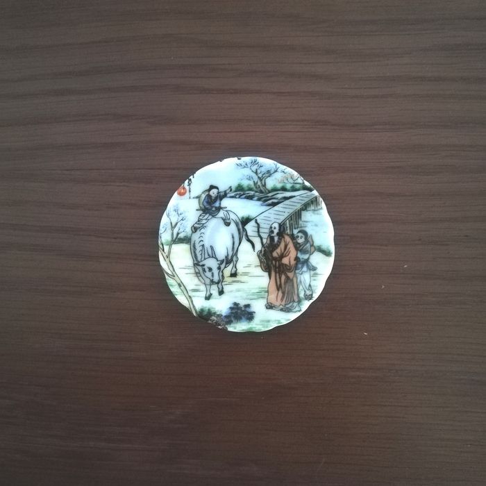 Pratinho decorativo vintage com motivos orientais