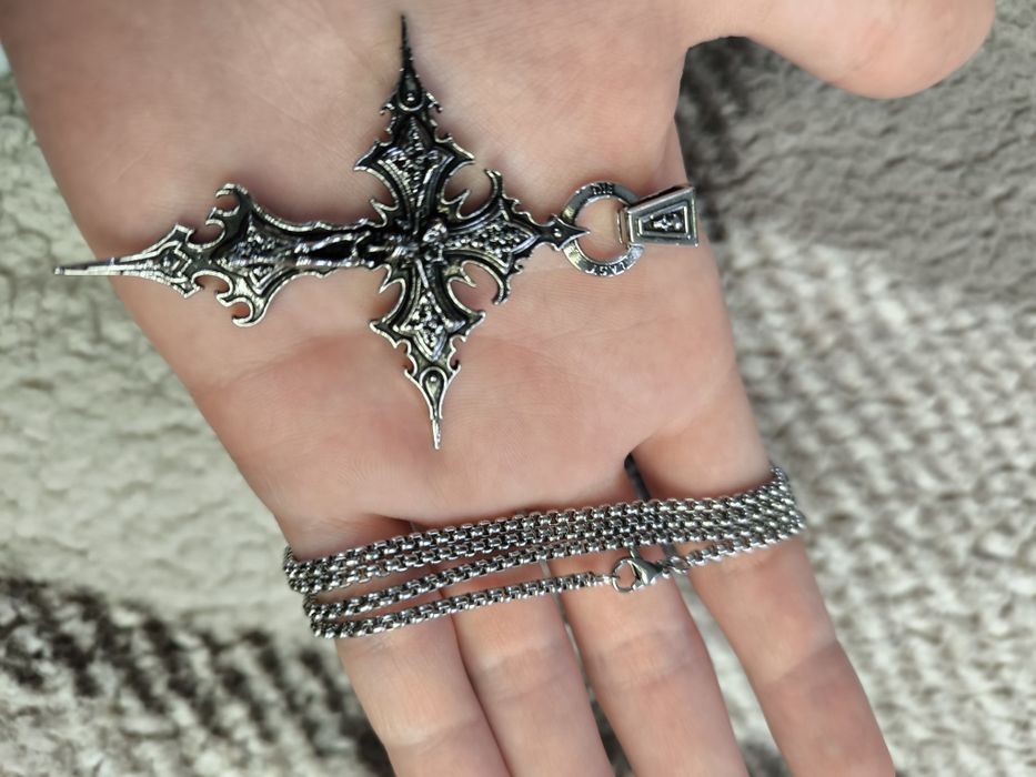 Gotycki naszyjnik czaszka jezus krzyż biżuteria katolicka punk religij