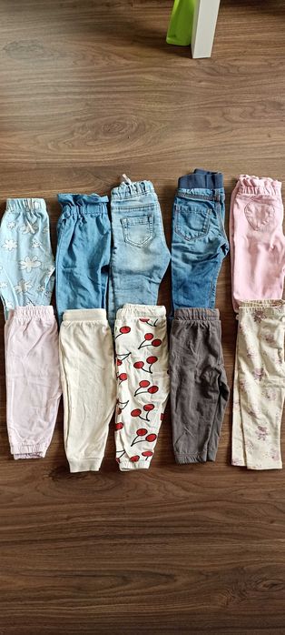 Ubranka dla dziewczynki rozm. 80