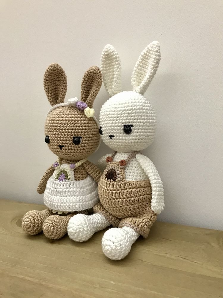 Coelhinhos em crochet / amigurumi