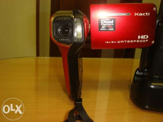 Продамм цифровую камеру Sanyo VPC-CA9