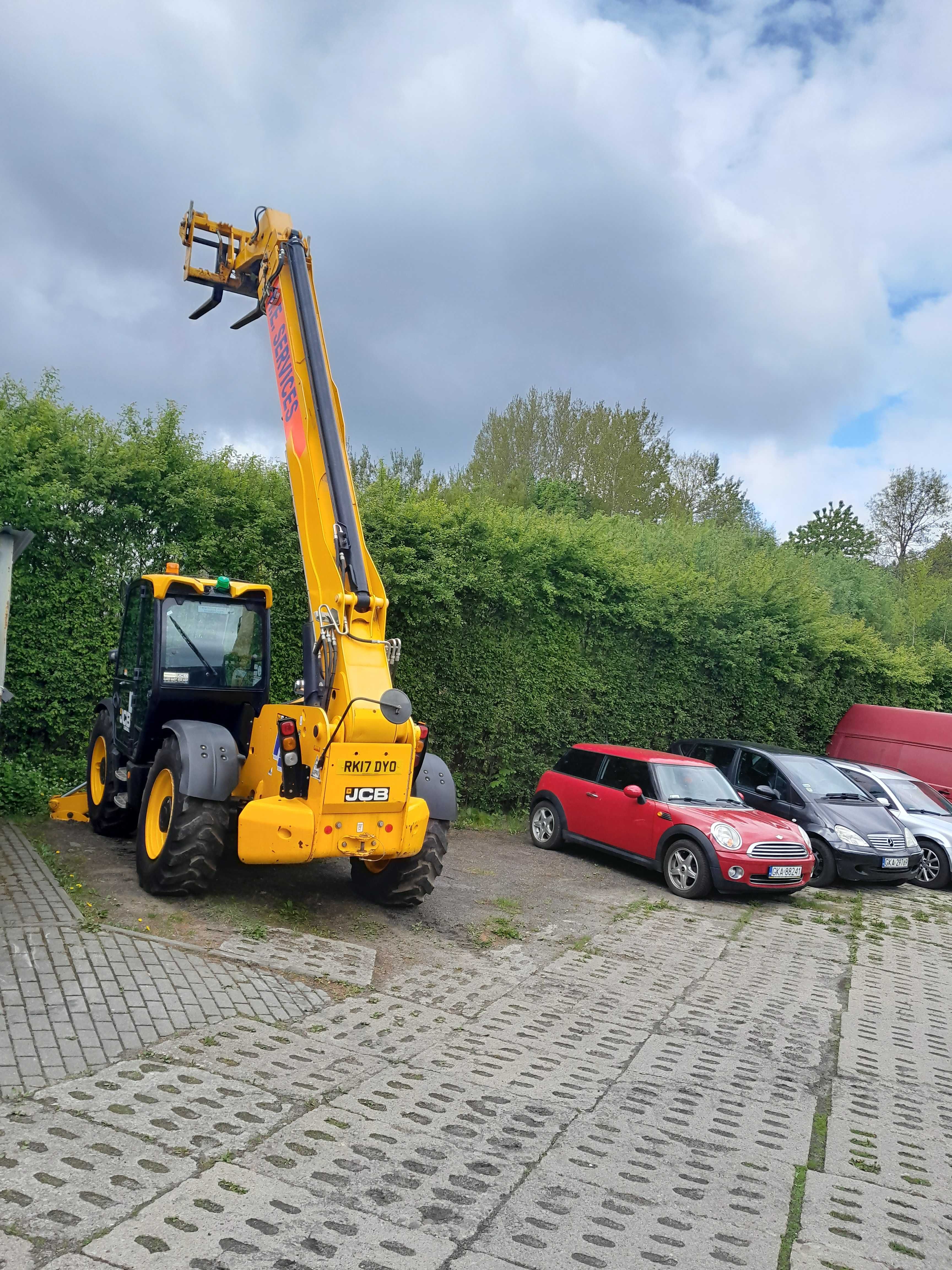 Wynajmę wynajem wypożyczalnia ładowarek JCB usługi dzierżawa