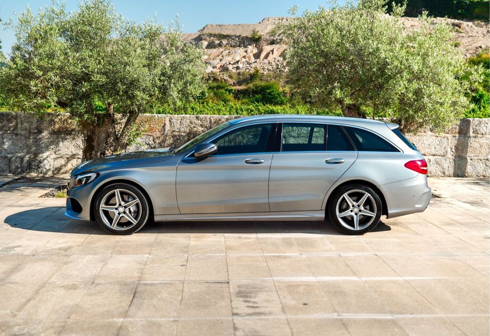 Vendo Mercedes Benz 300 h AMG