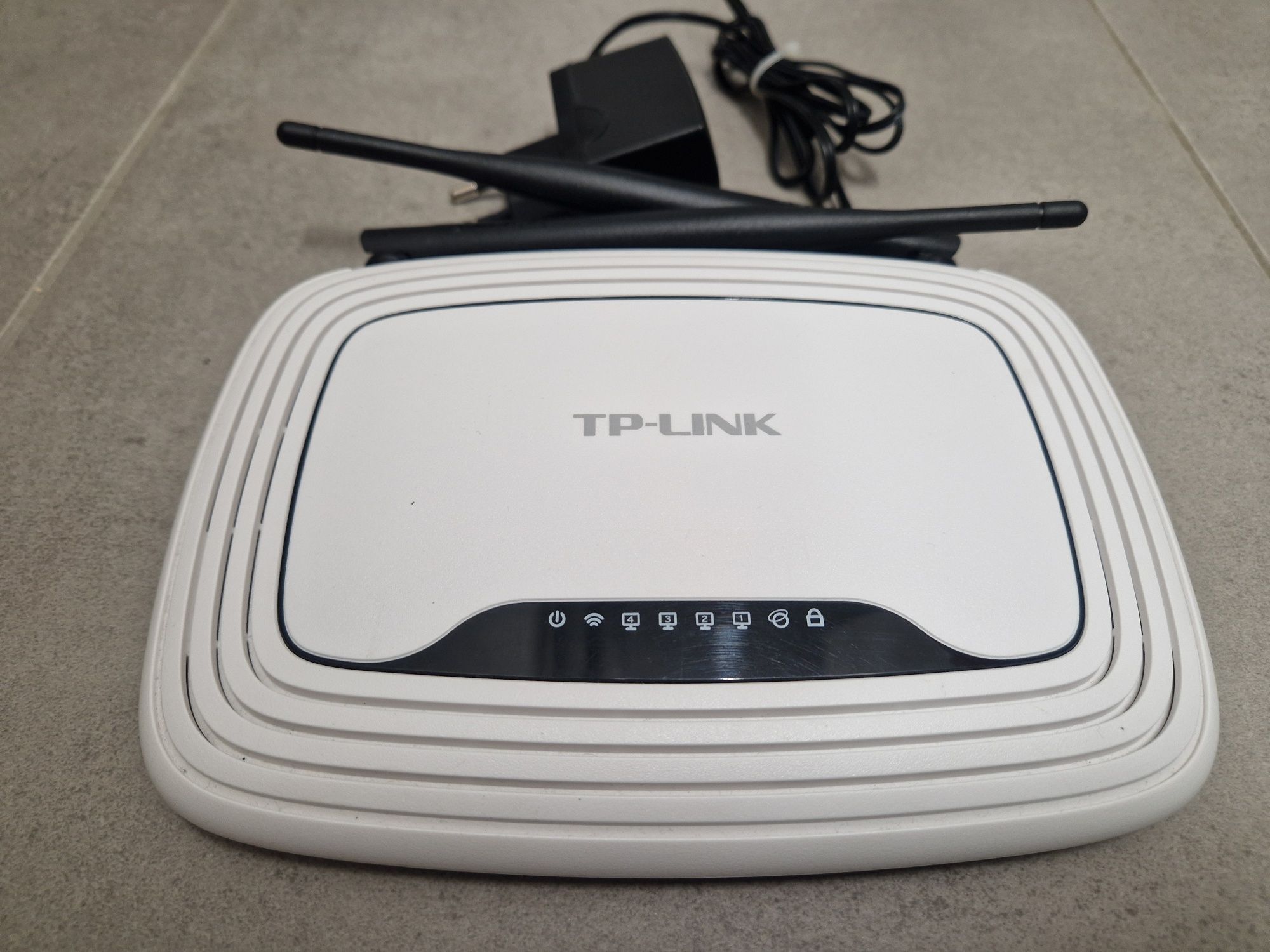 Router Wi-Fi TP LINK TL-WR841N 300Mb/s