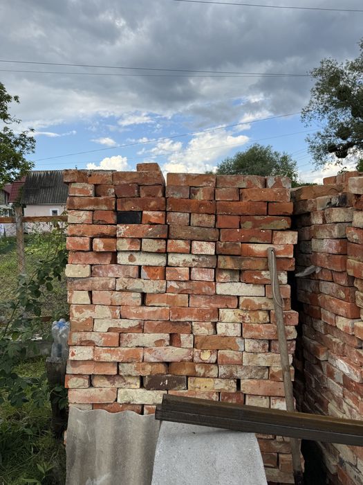 Будівельна цегла