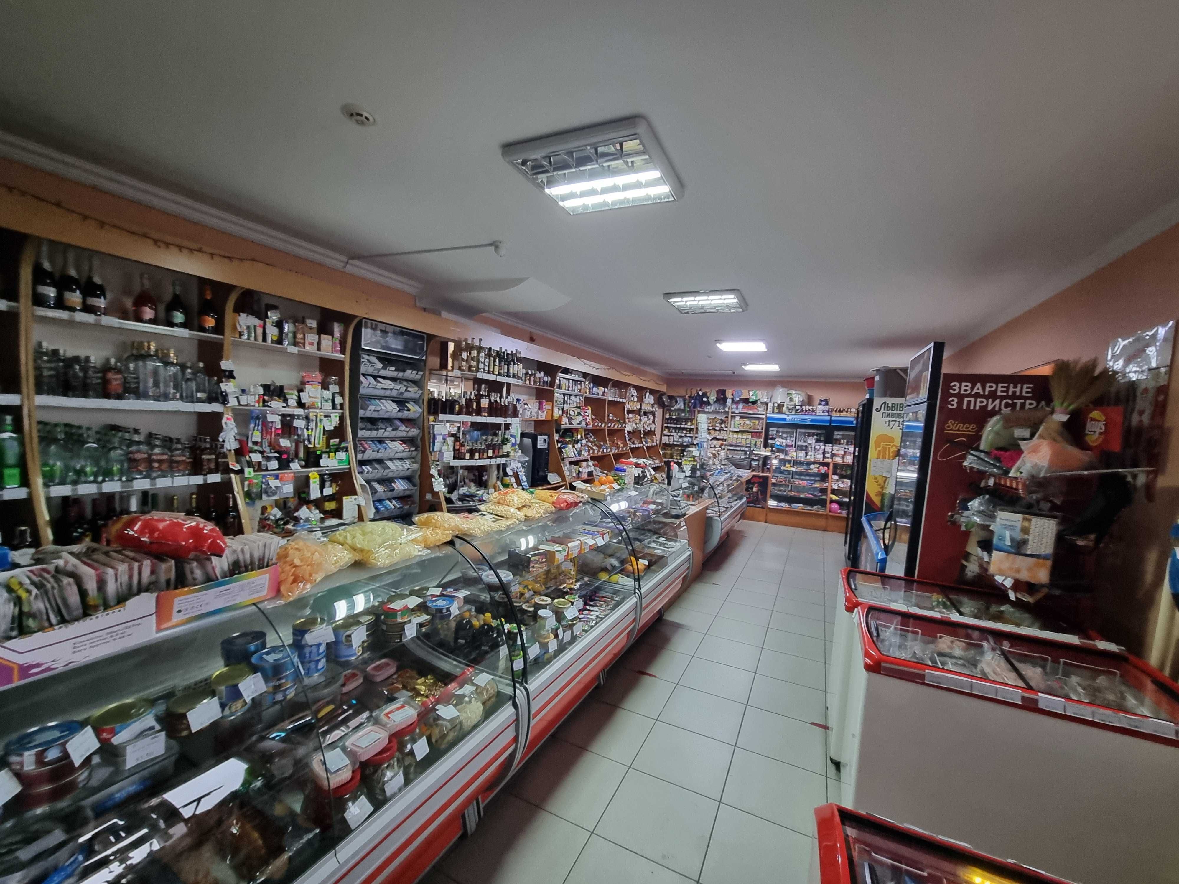 Комерційна нерухомість кафе - магазин - бар