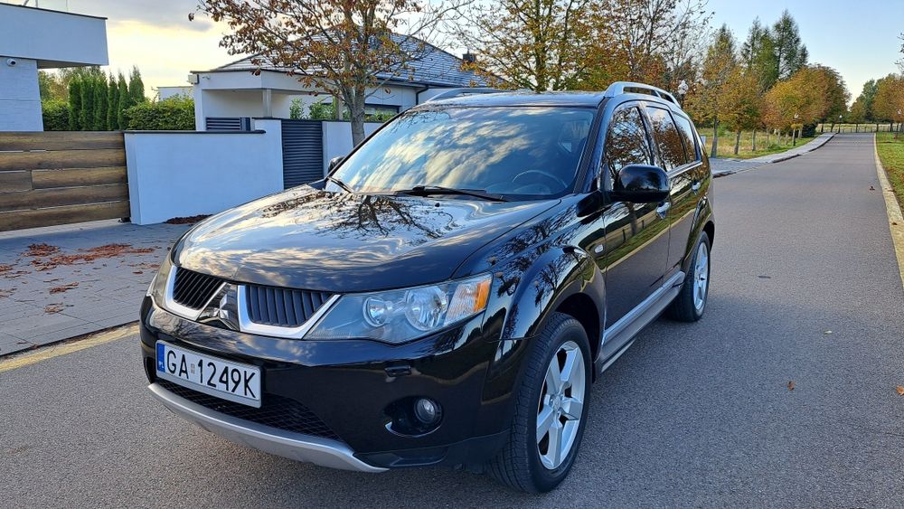 Mitsubishi Outlander /4x4 /7os /polski salon/niski przebieg!