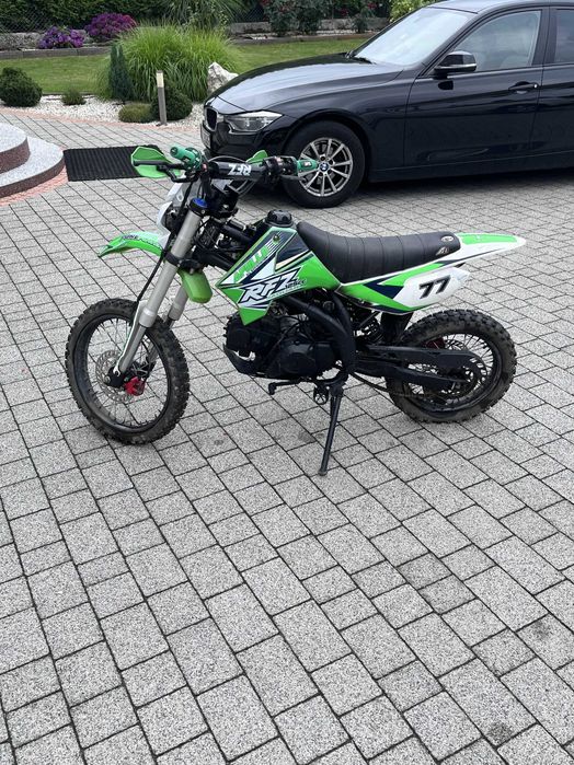 apollo rfz 125 zielony  10-15 lat