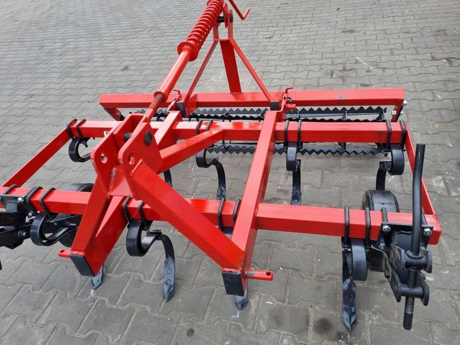 Культиватор Bomet ( польський культиватор з катком))