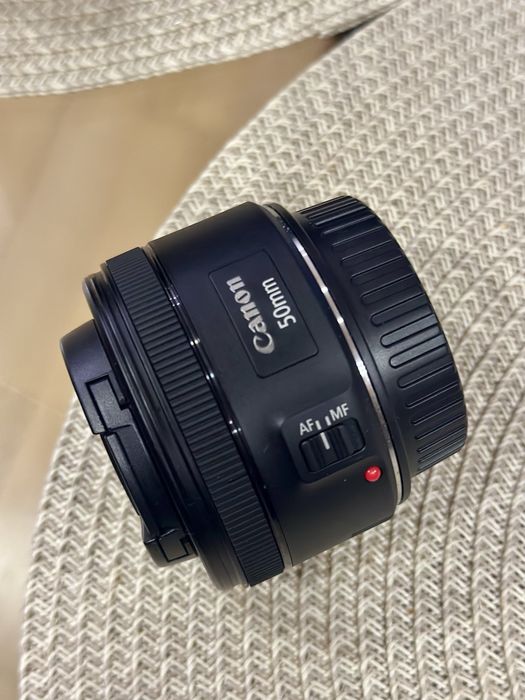 Продам об’єктив Canon EF 50mm/1.8 STM