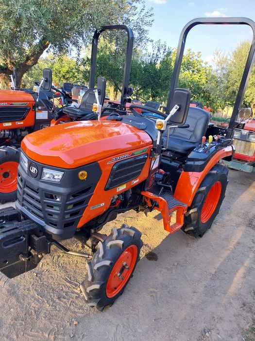 Tratores Hinomoto Novos