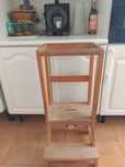 Torre de aprendizagem montessori.