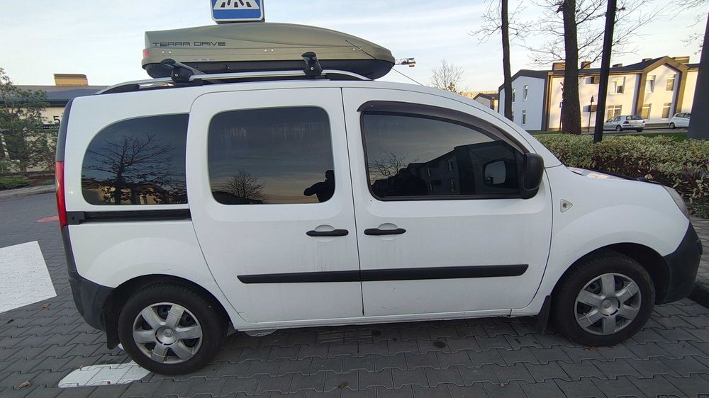 Продам Renault Kangoo 2011